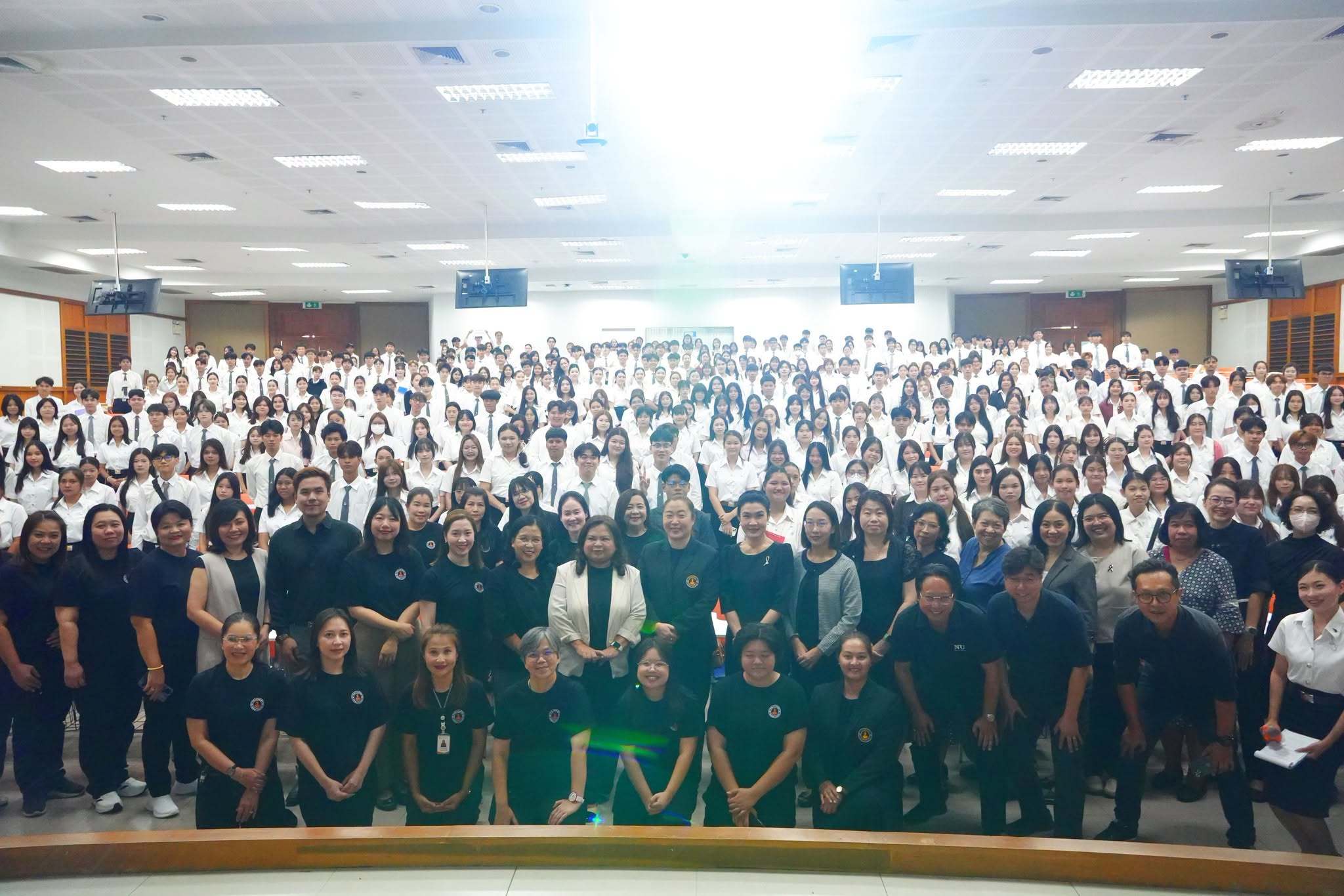 คณะมนุษยศาสตร์ มหาวิทยาลัยนเรศวร จัดกิจกรรม ปฐมนิเทศนิสิตใหม่ ประจำปีการศึกษา 2569 และกิจกรรมนำความรู้สู่ผู้ปกครอง